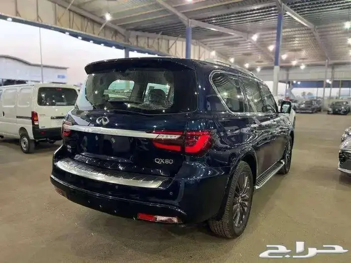 انفينتي QX80 برو اكتيف 2023 1