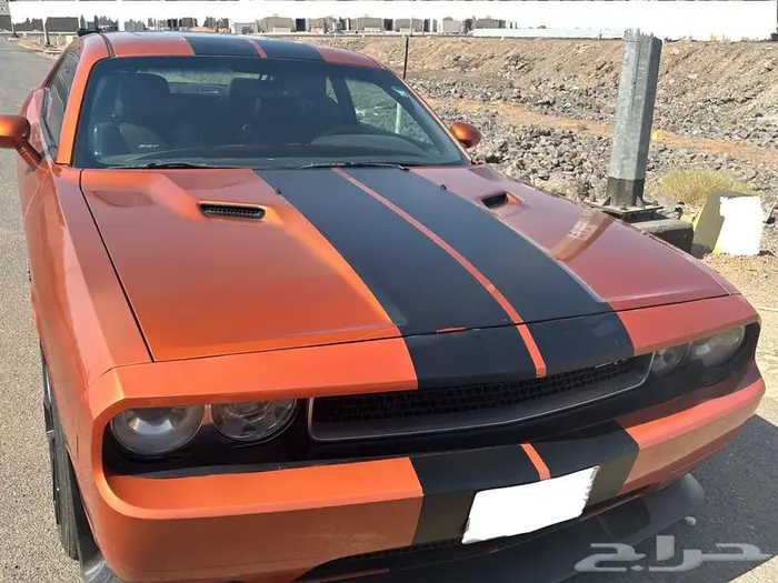 دودج تشالنجر SRT8 موديل 2011 بمحرك HEMI V8 سعة 6.4 لتر 0