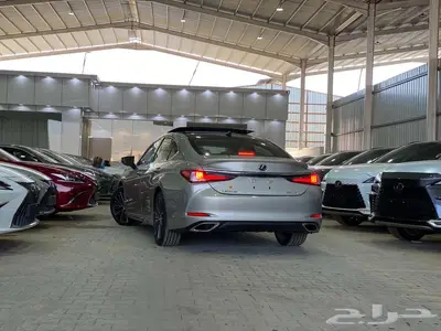 لكزس ES 350 CC بانوراما 2025 - خليجي 10