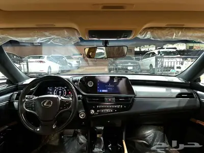 لكزس ES350 موديل 2023 بنزين 11
