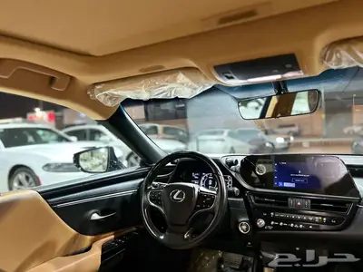 لكزس ES350 موديل 2023 بنزين 7