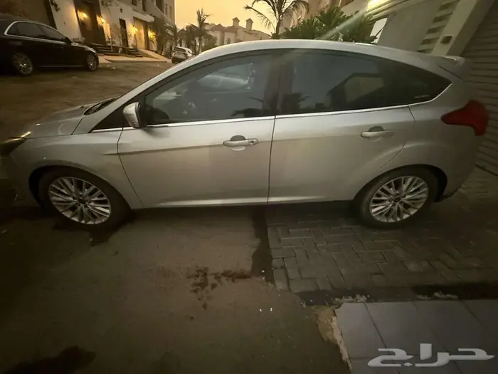 فورد فوكس هاتشباك 2015 8