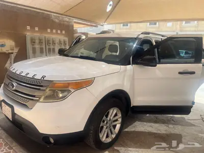 2014 Ford Explorer 4X4 (White) Excellent Condition index