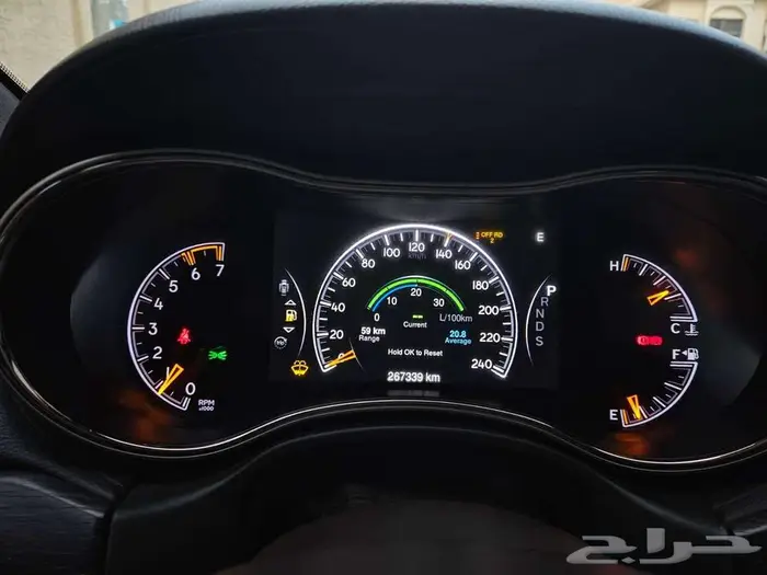 Jeep Grand Cherokee (Summit) جيب قراند شروكي 2014 0