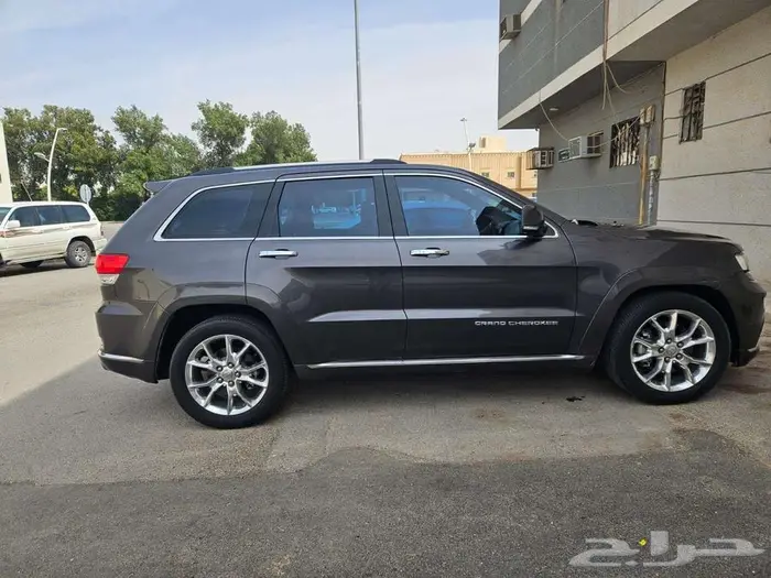 Jeep Grand Cherokee (Summit) جيب قراند شروكي 2014 2