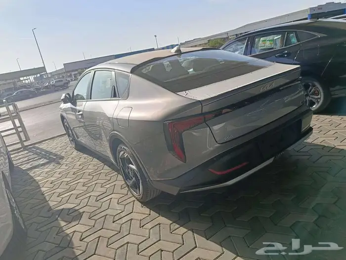 كيا ك4 نص فل موديل 26 مكينه 2000 أسعارنا غير 3