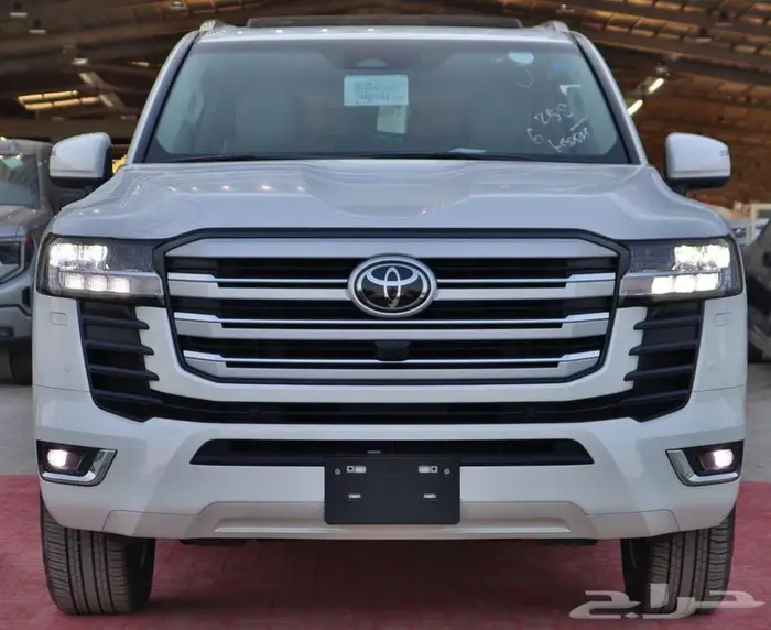 تويوتا لاندكروزر ( GXR 4 )بنزين موديل 2025 سعودي بنوك وشركات 3