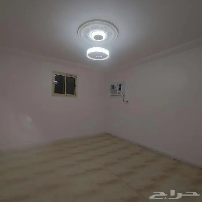 شقة للايجار بحي اشبيليا 3