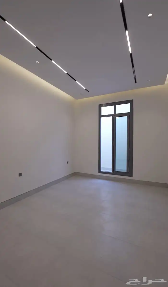 للبيع فيلا 375 متر 5