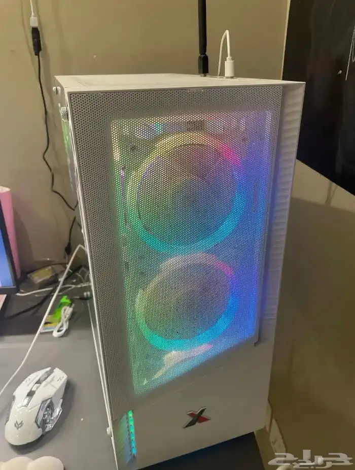 تجميعة بي سي بيضاء عالية الاداء white high-end pc 2