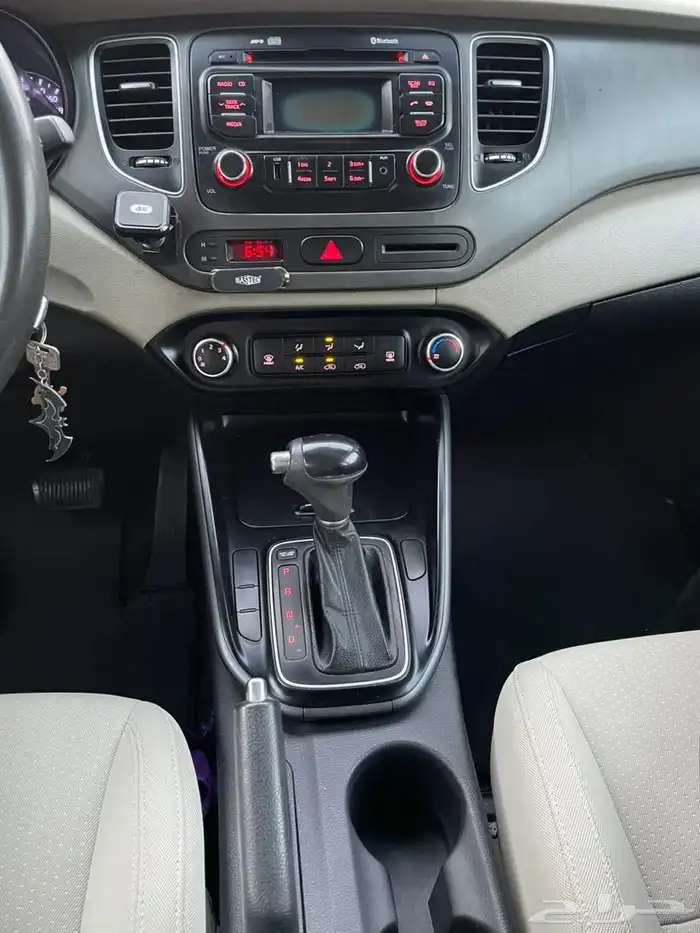 كيا كارينز 2016 19