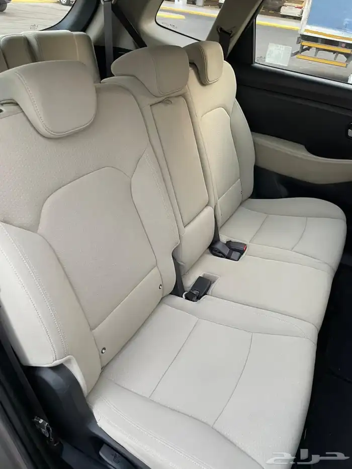 كيا كارينز 2016 16