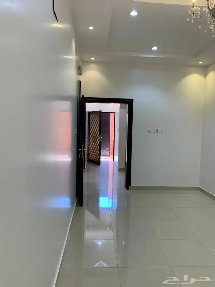 شقة ارضية فاخرة للإيجار النقرة 9
