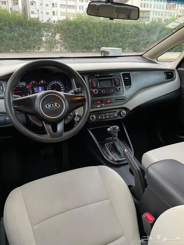 كيا كارينز 2016 10