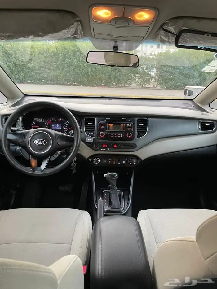 كيا كارينز 2016 13