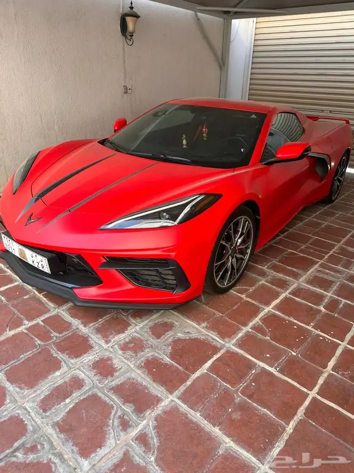 كورفيت 2023 V8 4