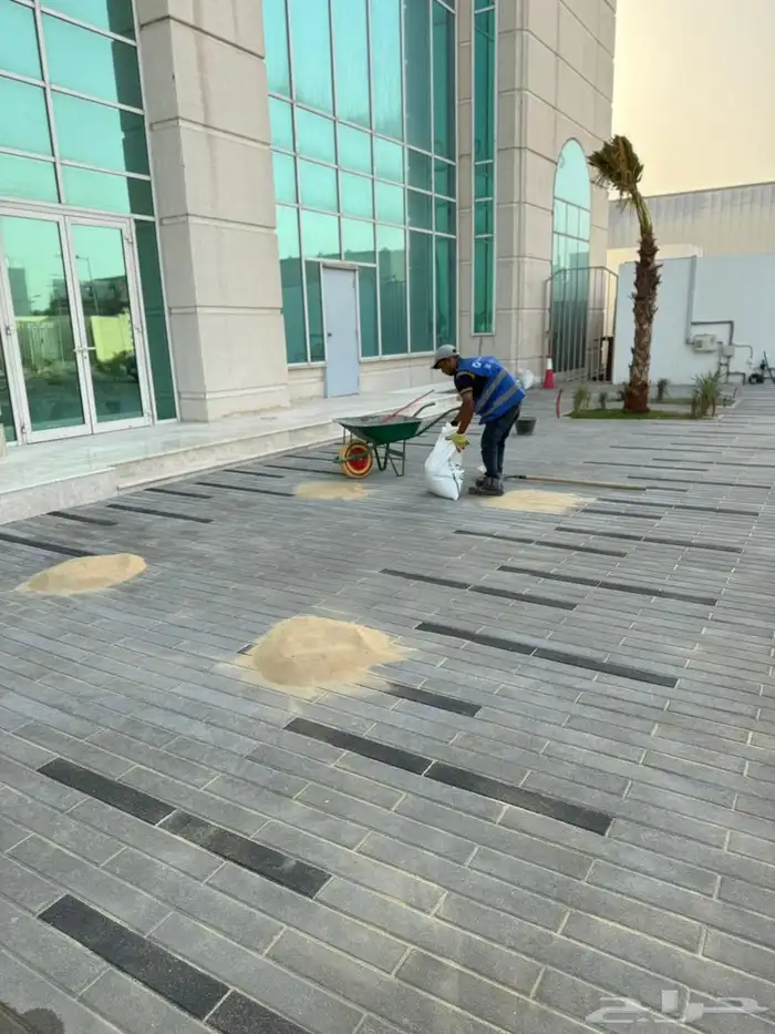 انترلوك وبلدورة متخصص تركيب 9