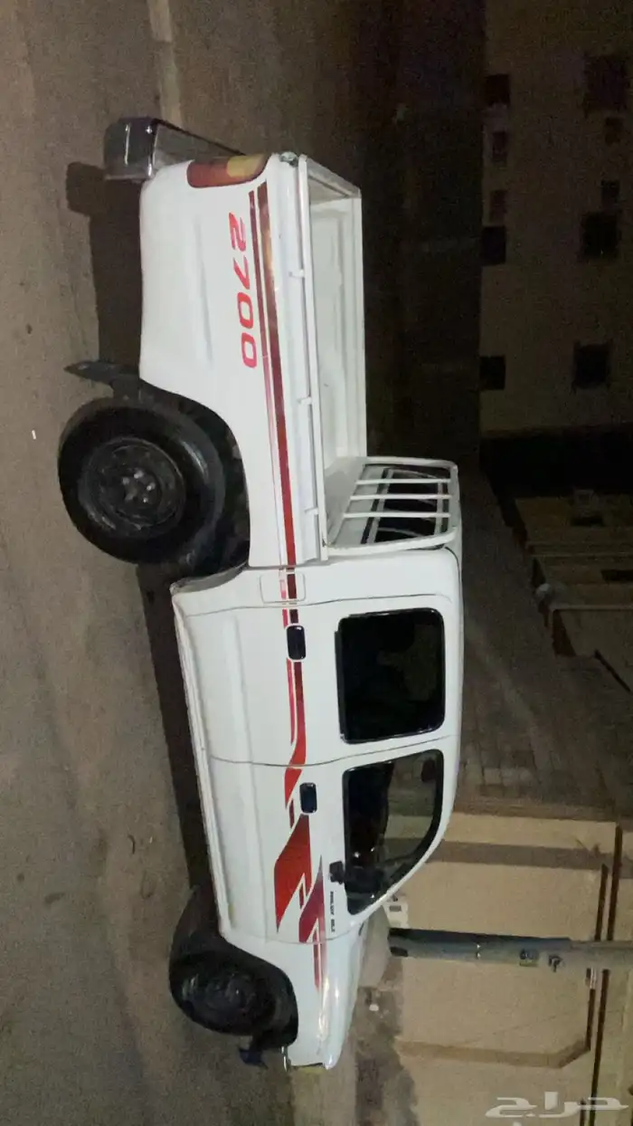 هايلوكس غمارتين موديل 2000 0