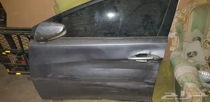 باب النترا امامي يسار مصدوم 1