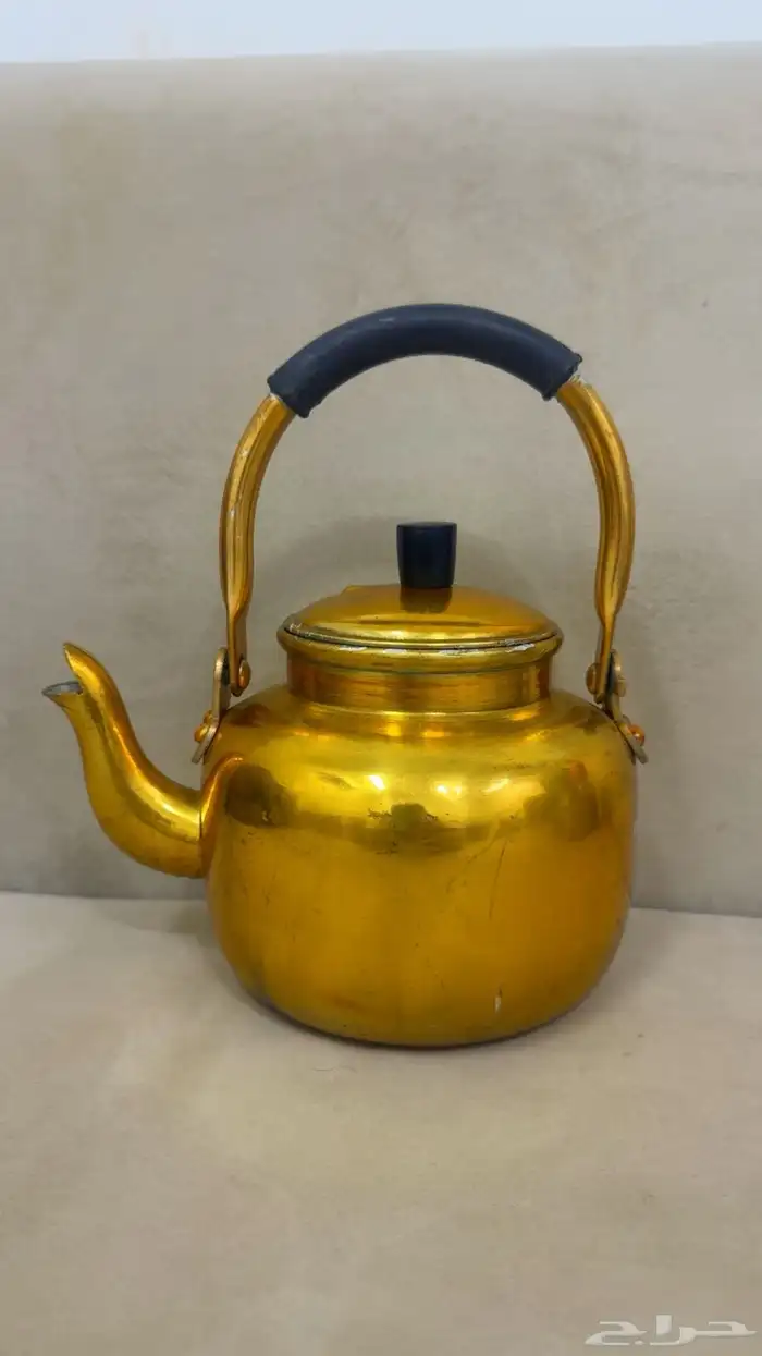 ابريق شاهي اصفر صناعه هنديه ختم ابو تاج 0
