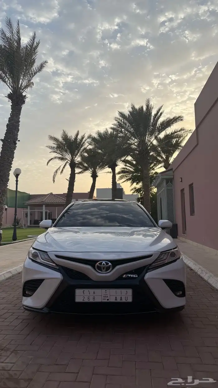 للبيع كامري سبورت V6 شبه وكالة 0