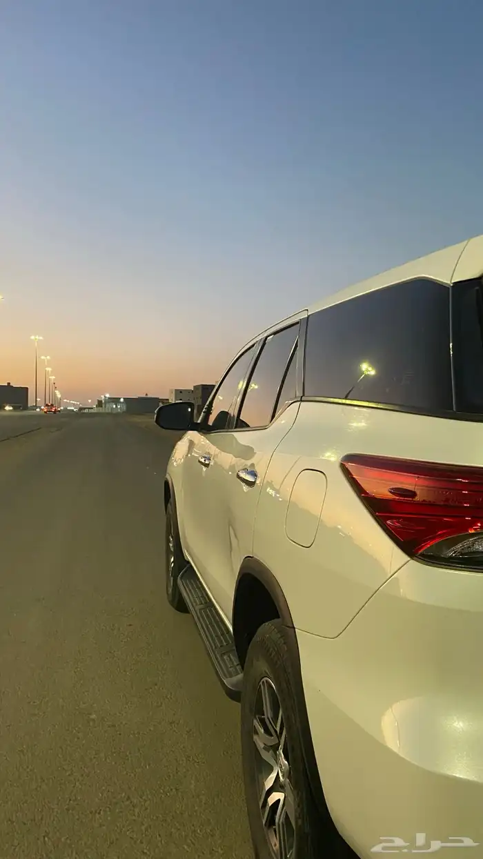 فورشنر وكاله للبيع 4