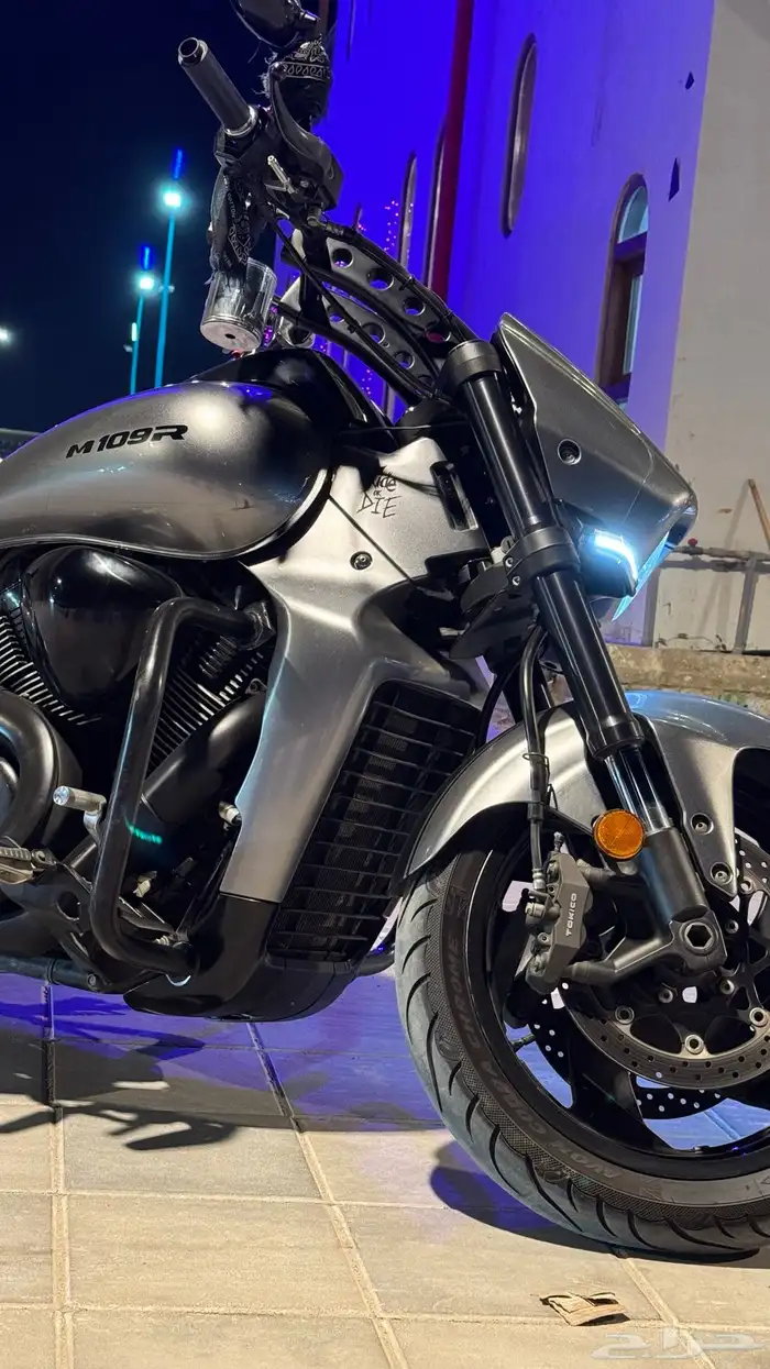 سوزوكي بوليفارد 1800cc m109r 2020 5