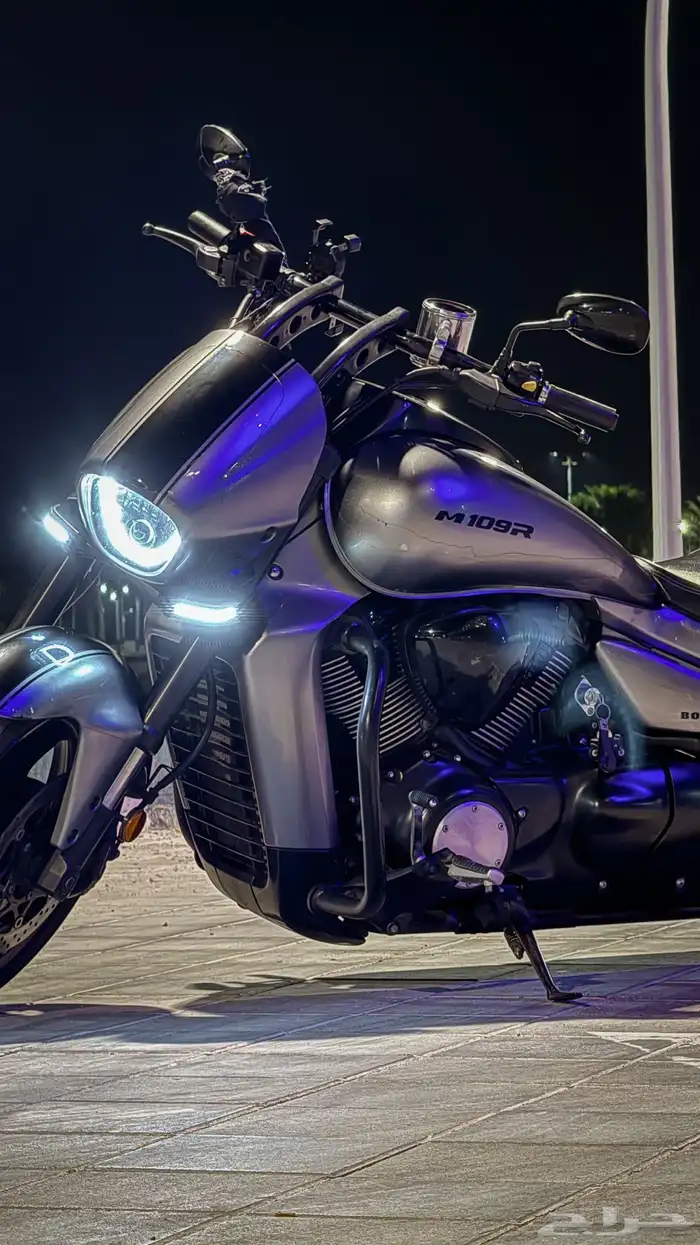 سوزوكي بوليفارد 1800cc m109r 2020 0