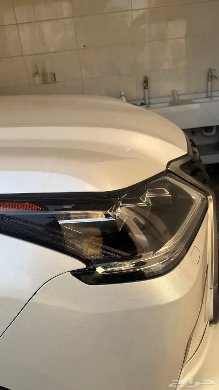 لكزس LX 570 s فل ممشى قليل مخزن البدي وكالة 25