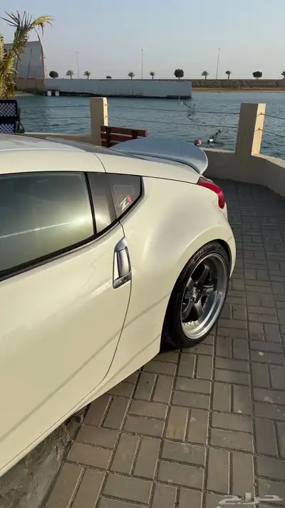 370z index