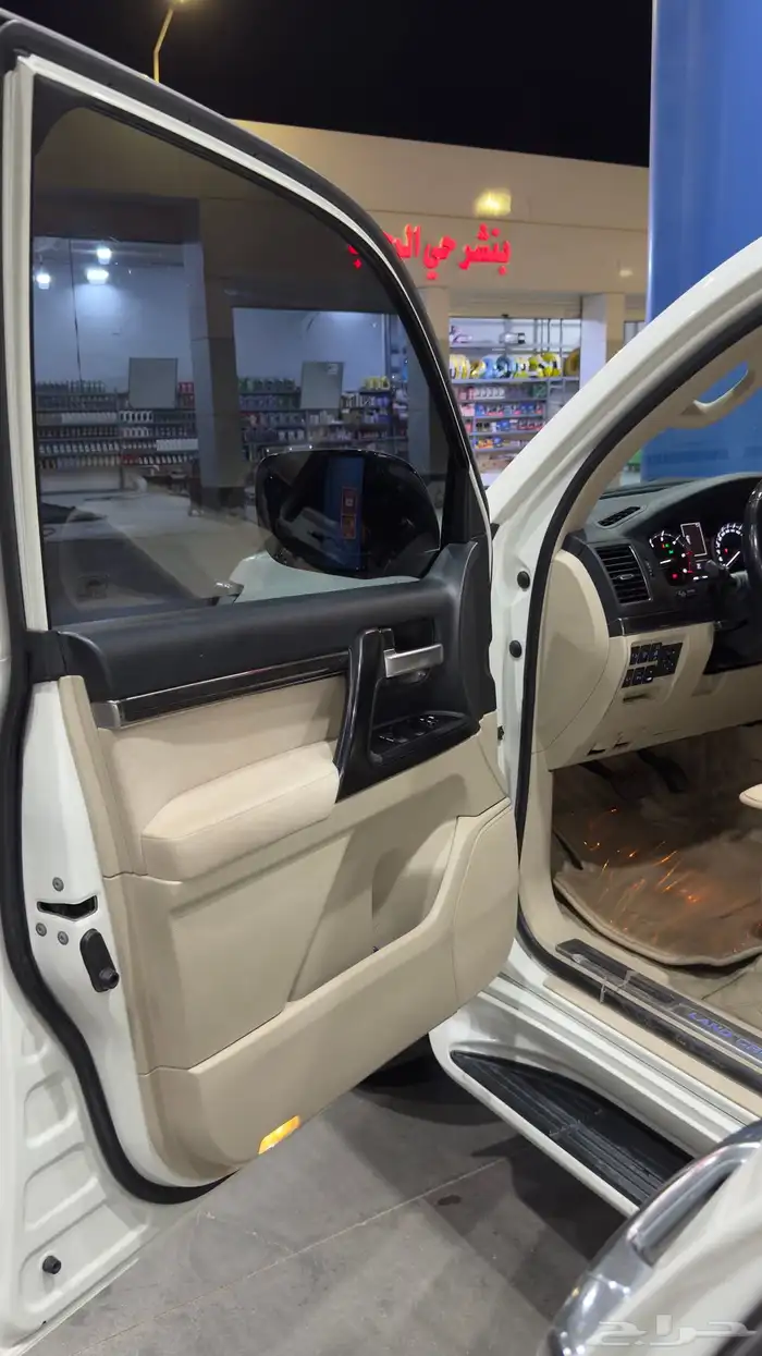 لاندكروزر GXR جكسار تورينق 2020 L5 فل كامل 18