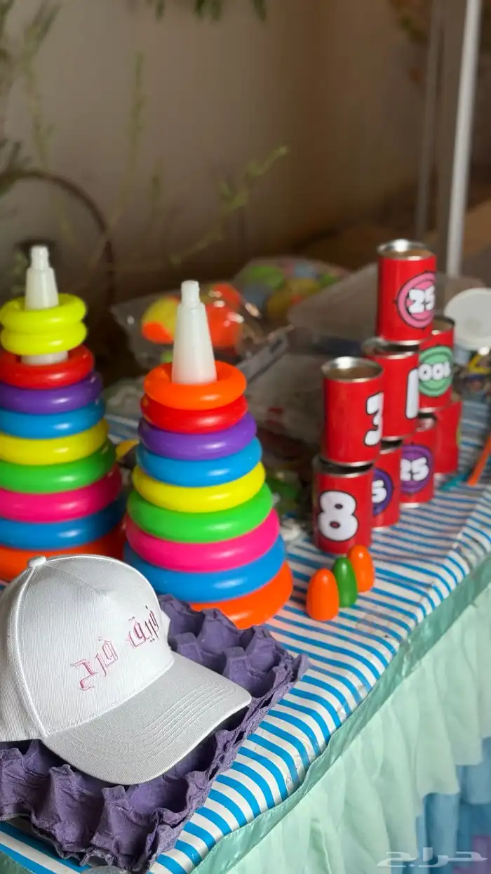 مهرجين و مهرجات وشخصيات كرتونيه وعربات التسالي 12