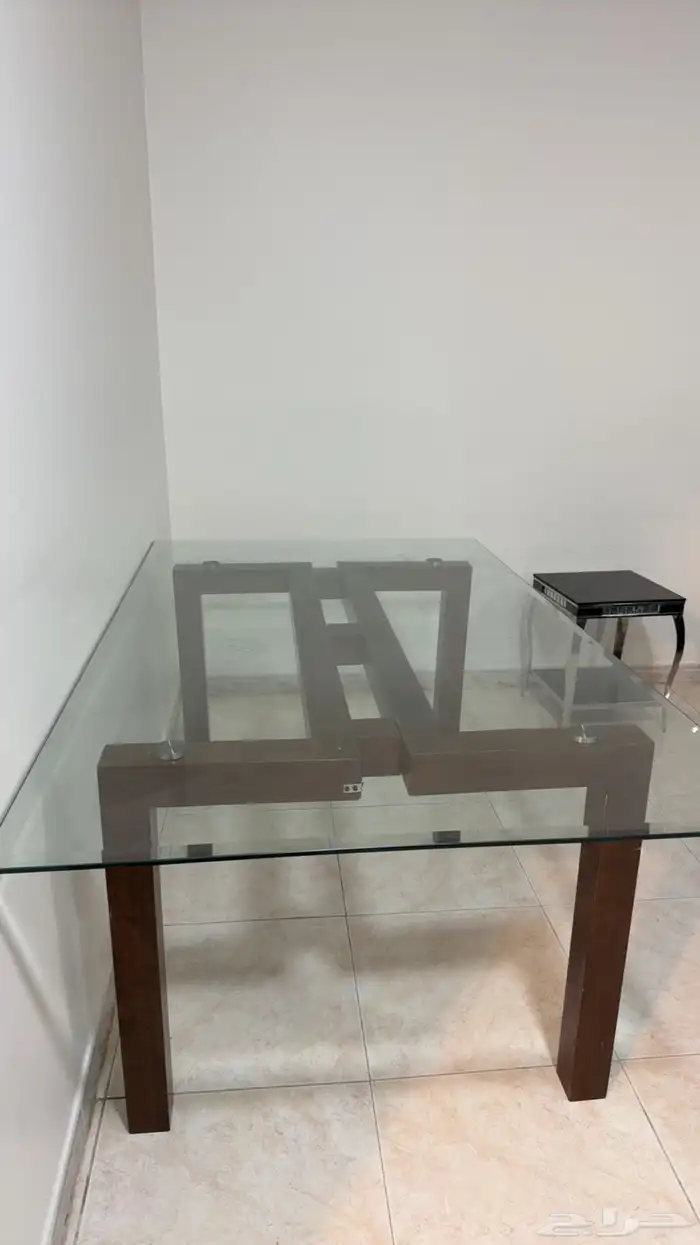 طاولة طعام 0