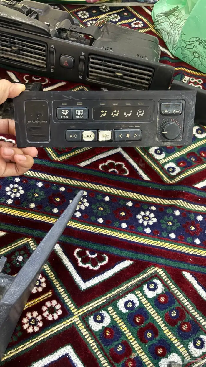 قطع كراون للبيع 3