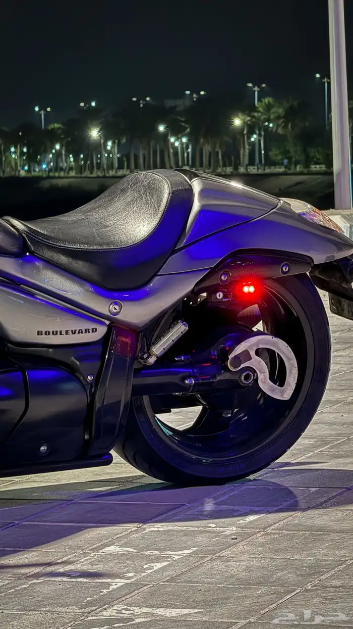 سوزوكي بوليفارد 1800cc m109r 2020 1