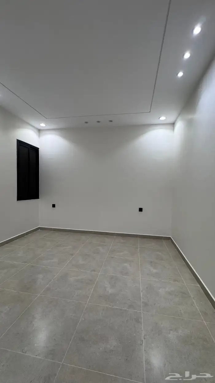 للبيع شقق تشطيبات راقيه 6 غرف مع سطح حى الضيافه 20
