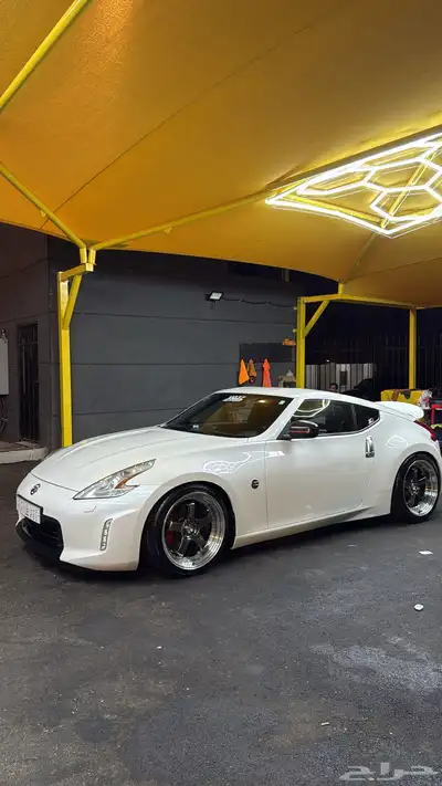 370z index