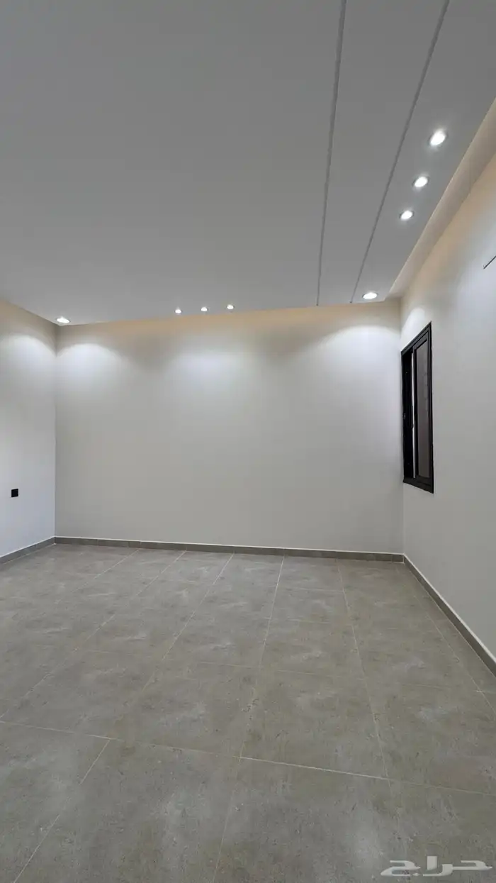 للبيع شقق تشطيبات راقيه 6 غرف مع سطح حى الضيافه 16