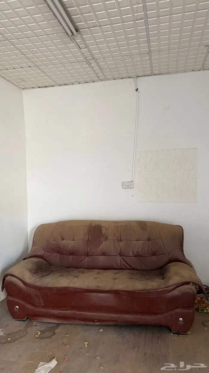 يوجد اثاث منزلي 0