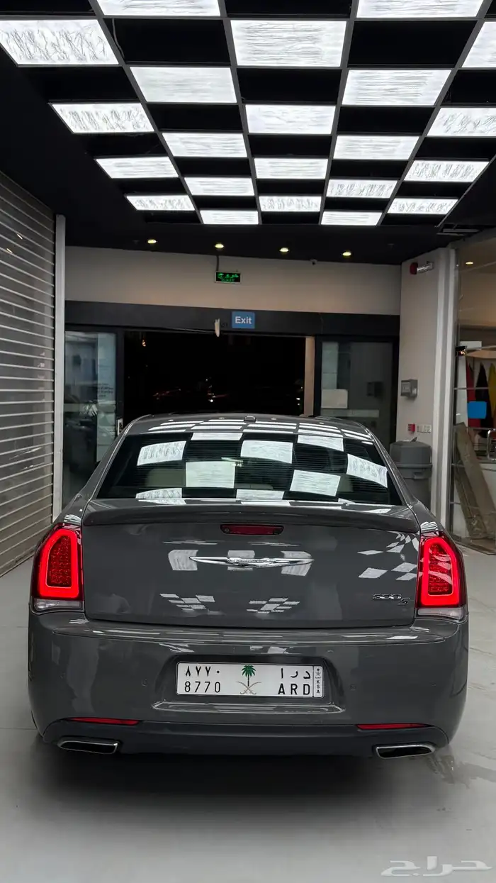 كلايزلر 2018 نظيف جدا  s300 v8 1