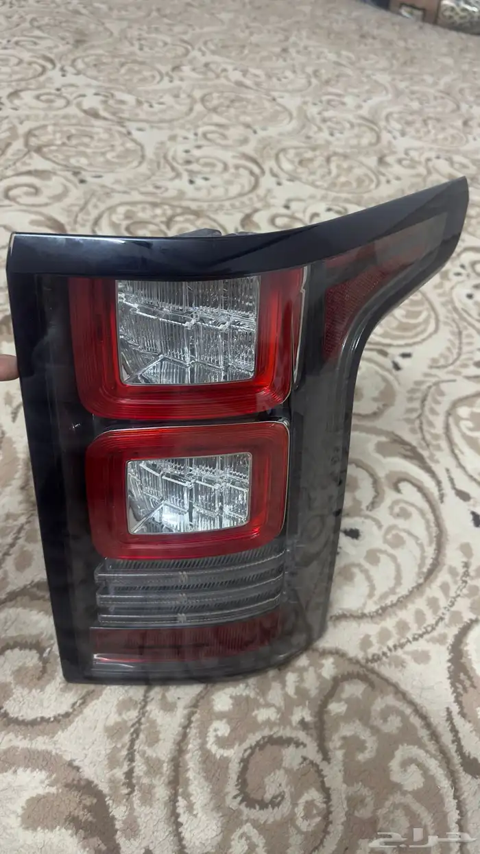 اسطب رنج روفر فوج خلفي يمين وكالة 1