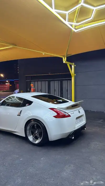 370z index