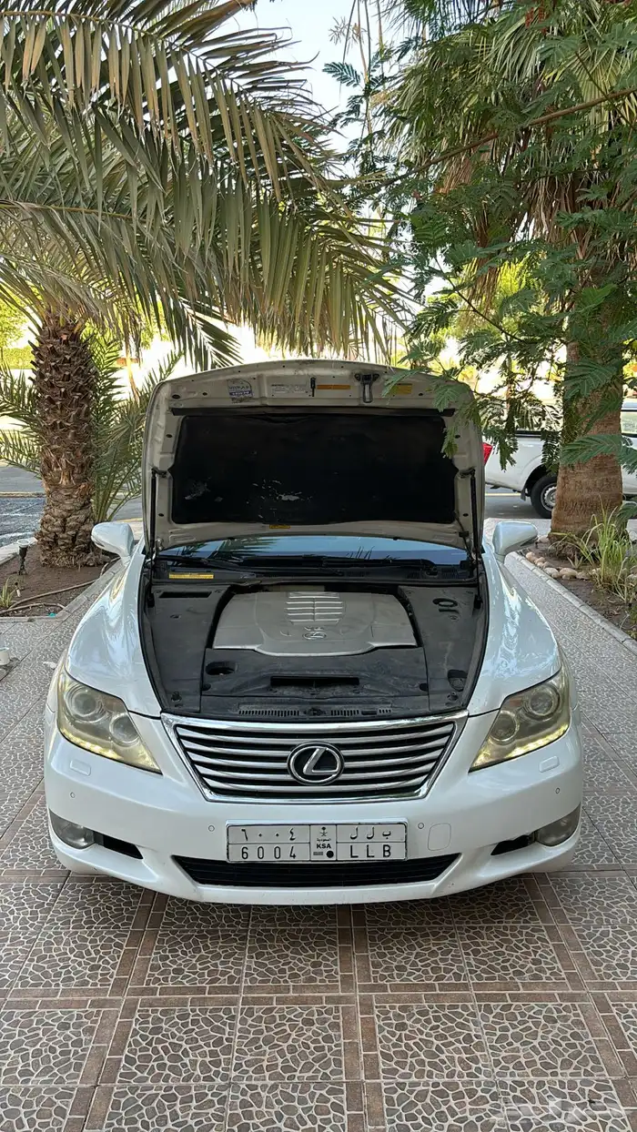 لكزس LS460L فل كامل امريكي 2011 20