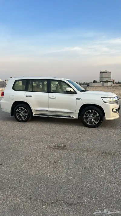 لاندكروزر 2017 0
