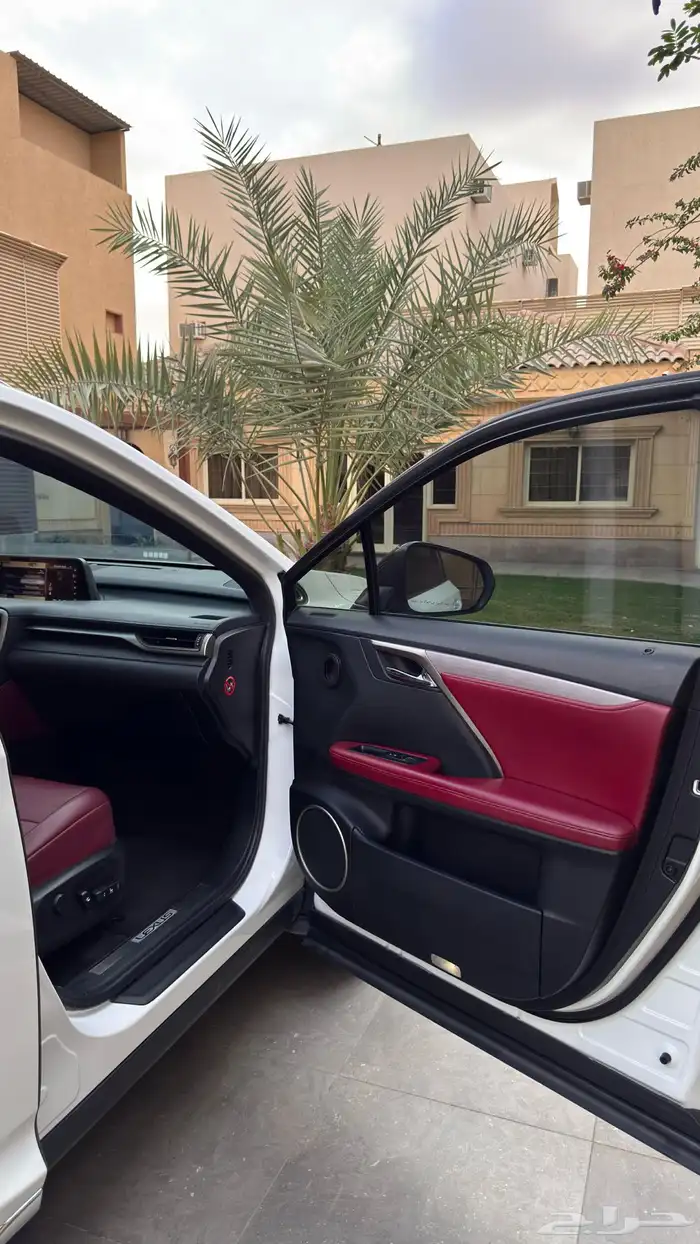 لكزس RX350F sport موديل 2019 وارد عبداللطيف 14