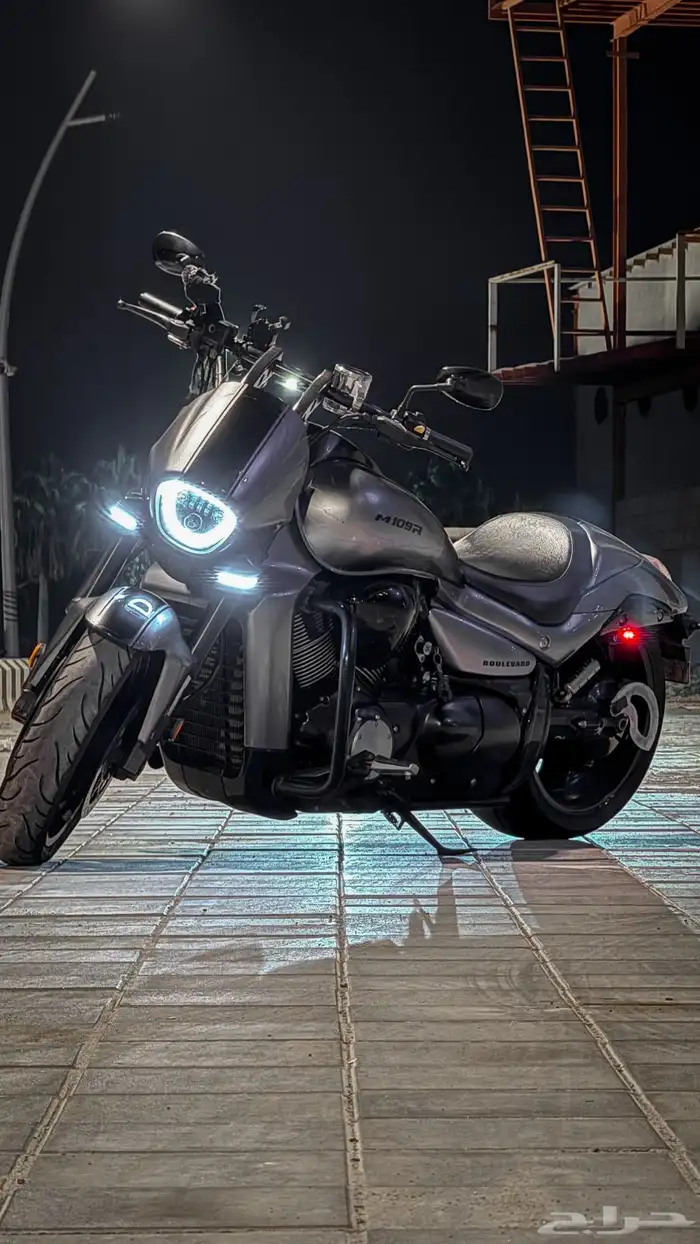 سوزوكي بوليفارد 1800cc m109r 2020 3