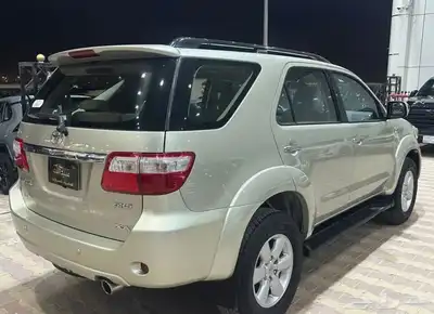 تويوتا فورشنر موديل 2011 دبل 6سلندر 14