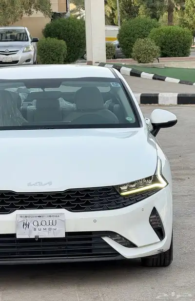 كيا K5 موديل 2022 شرط نظيف 3