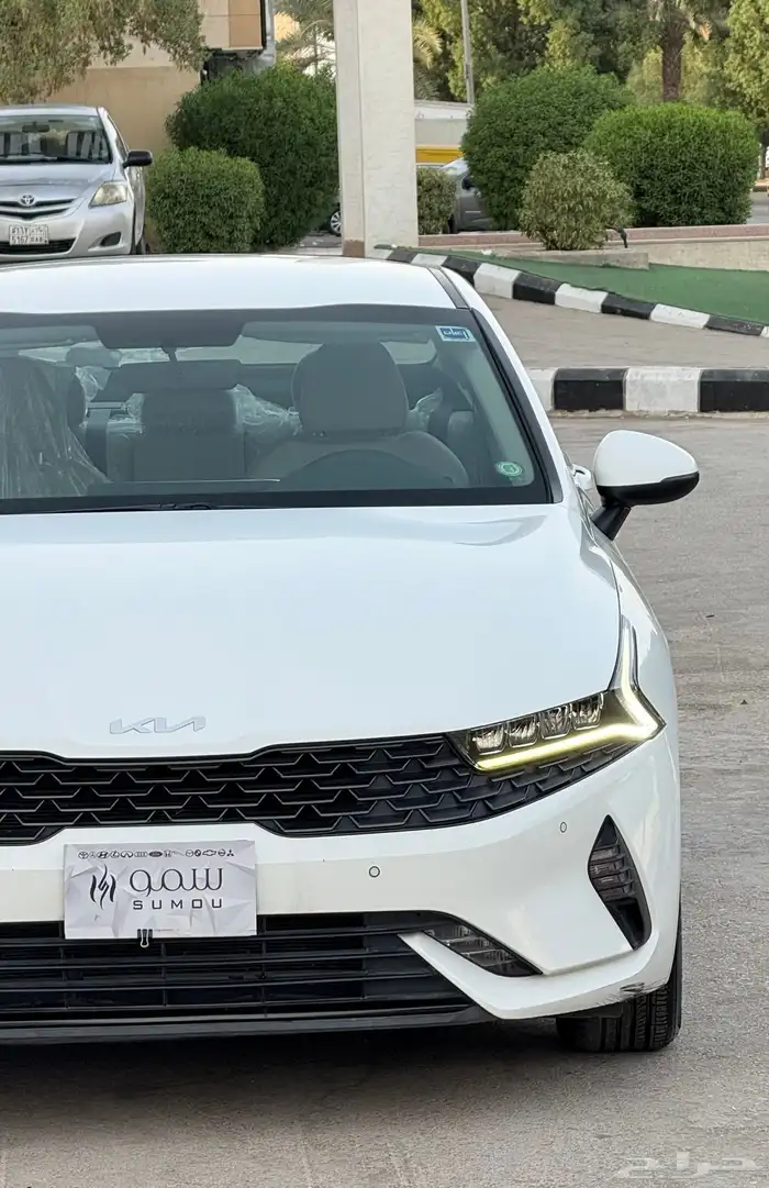 كيا K5 موديل 2022 شرط نظيف 3