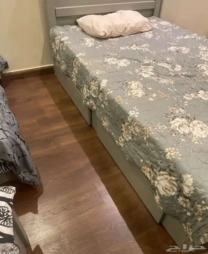 سرير نوم 2